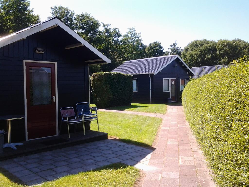 Bed & Breakfast Meinsma Moddergat ภายนอก รูปภาพ
