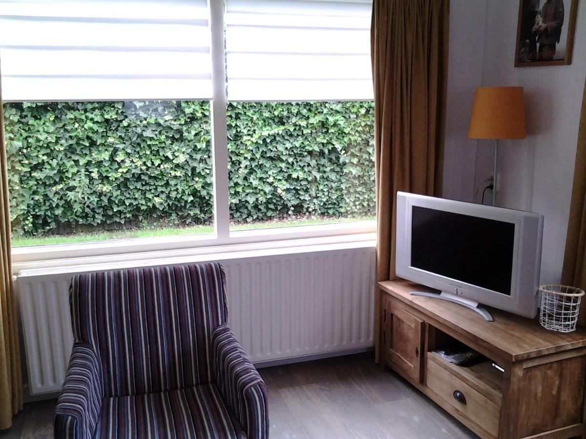 Bed & Breakfast Meinsma Moddergat ภายนอก รูปภาพ